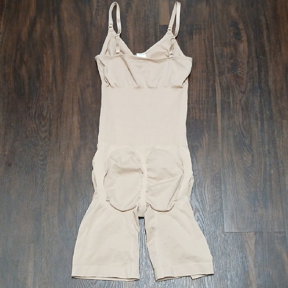 Women's‎ Tan Shapewear - Picture 4 of 6